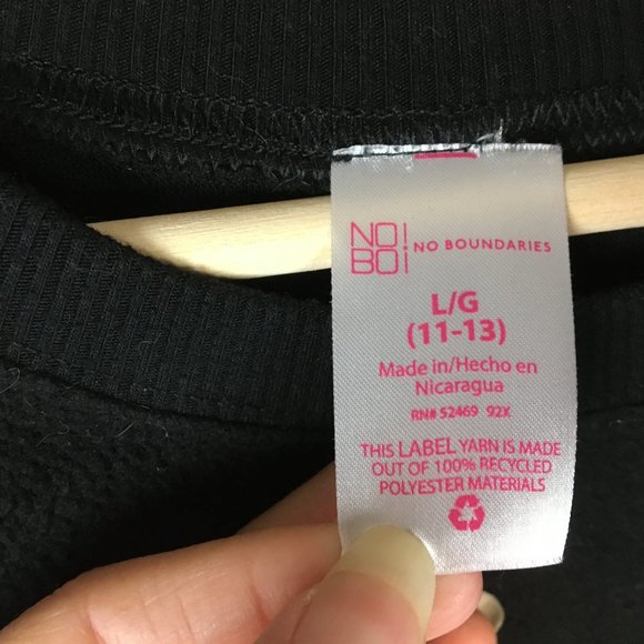 No Boundaries Sweatshirt L 11 13 Black Fleece Candy Skull Long Sleeve Crew Neck - Picture 3 of 11